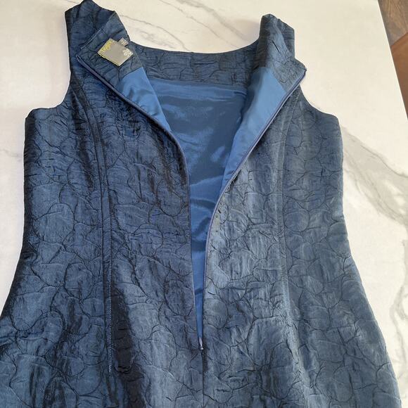 Taylor Navy Blue Sleeveless Textured Dress Sz 12 W/ Black Tie Waist Cocktail EUC - Picture 12 of 13